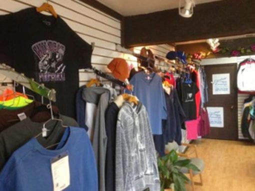 t-shirts hangged